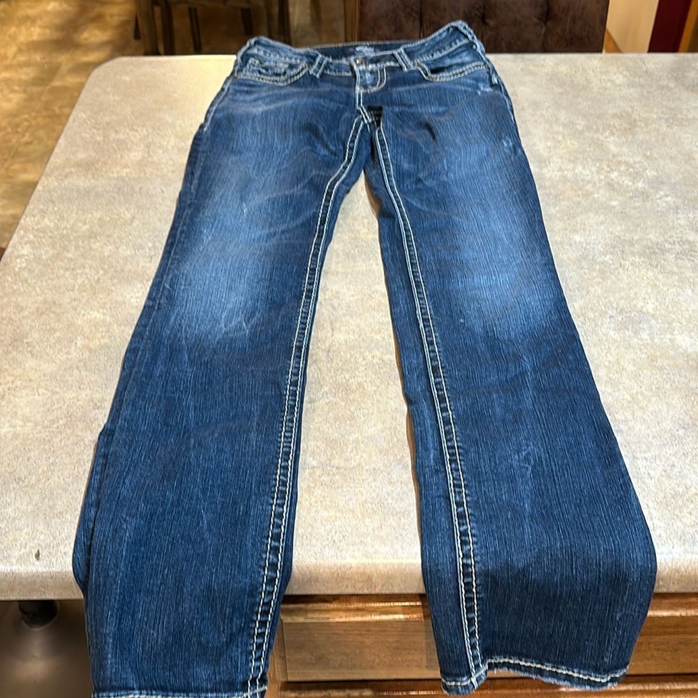 Women’s Mid straight fit silver jeans size 26 x 32